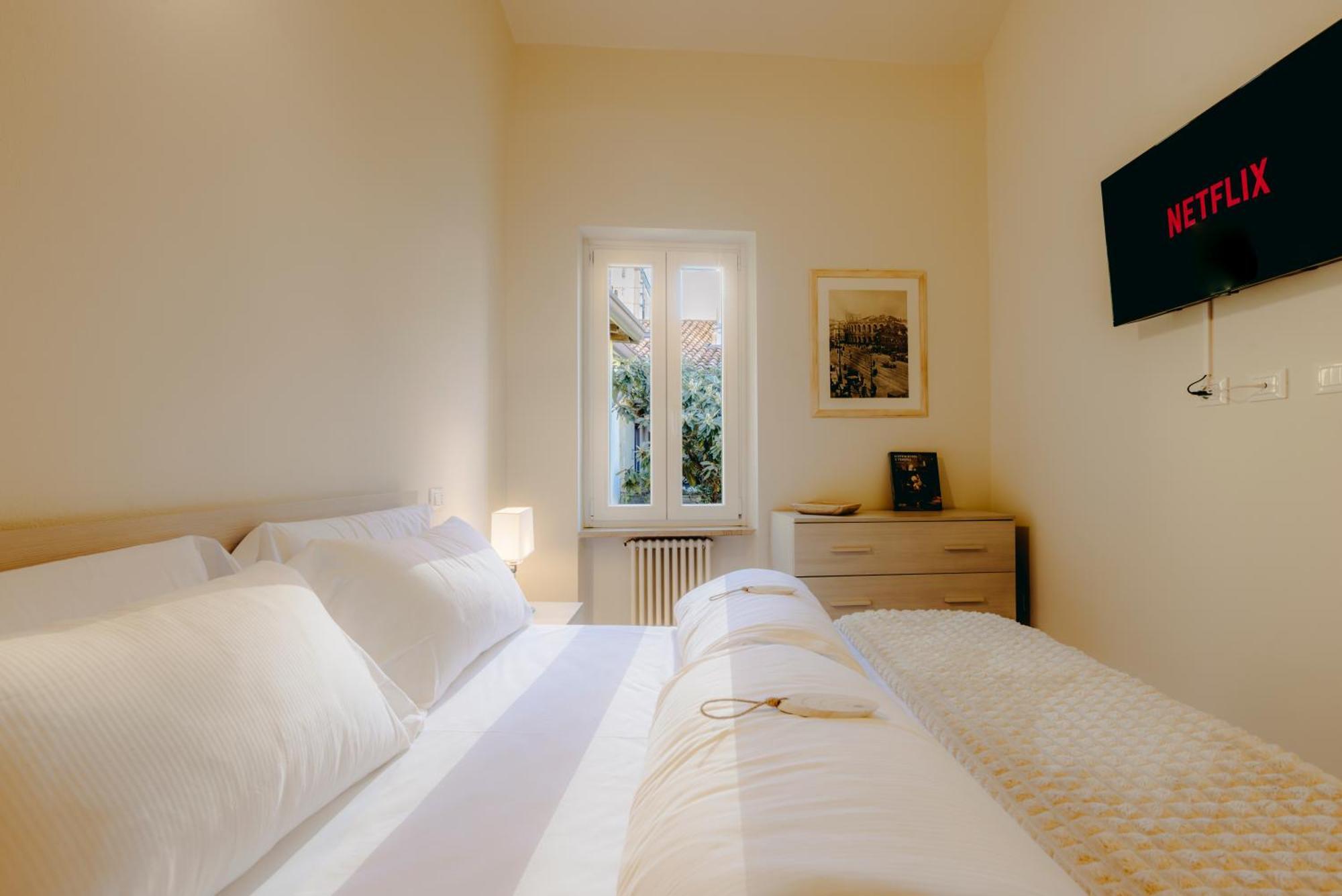 Eap Suites, Verona Esterno foto