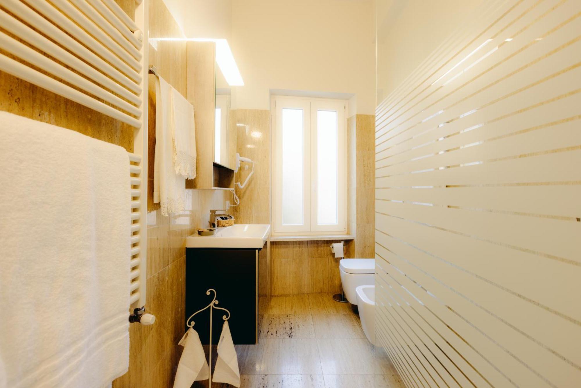 Eap Suites, Verona Esterno foto