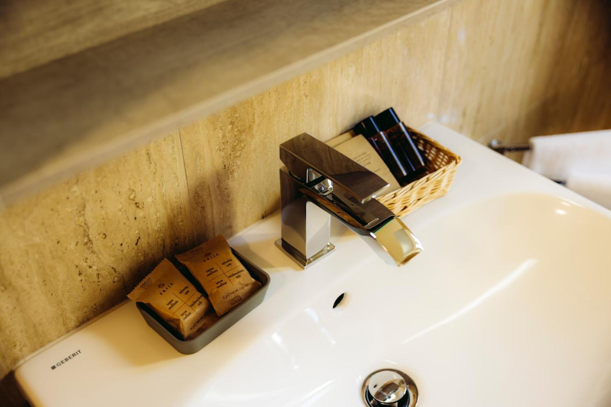 Eap Suites, Verona Esterno foto